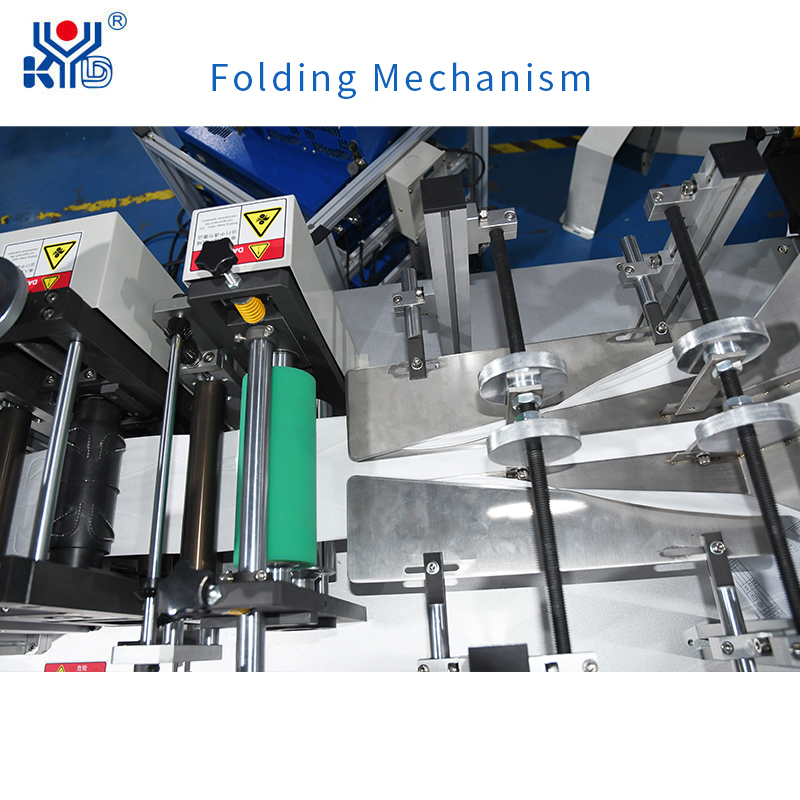 Four Folding Fish Mask Body Making Machine